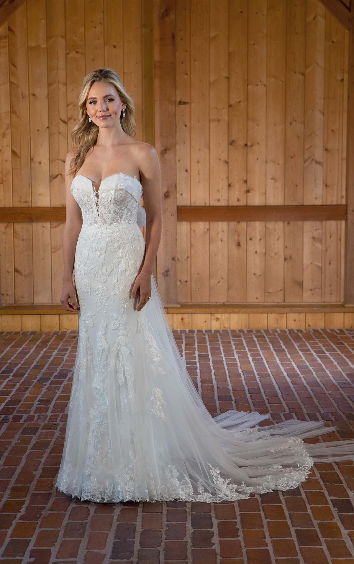 Essense of Australia D3639 - Size 16 - Image 3