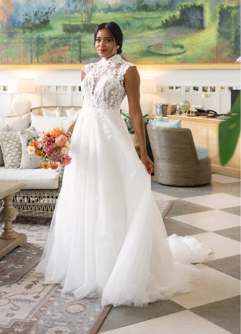 Essense of Australia D3929 - Size 10