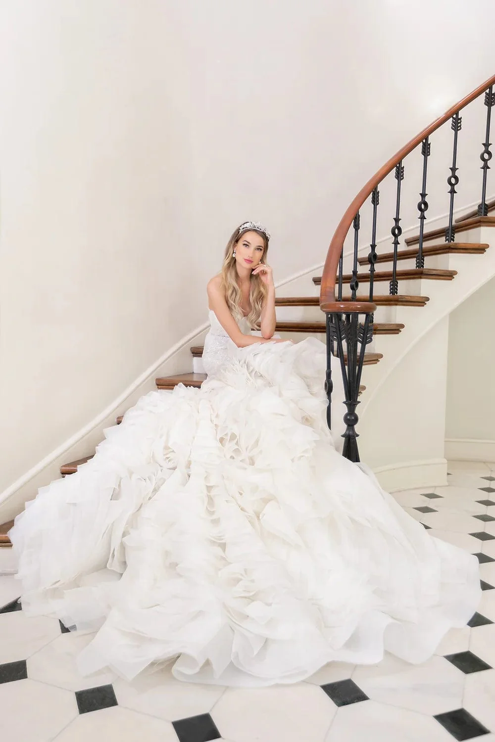 Estee Couture Bianca - Size 16 - Image 4