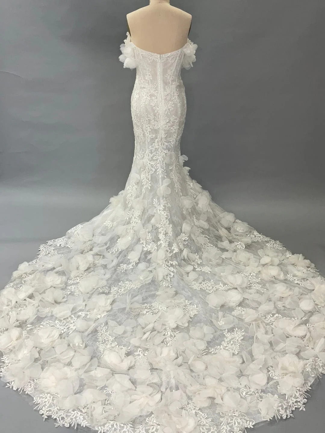 Estee Couture Katalina - Size 14 - Image 5