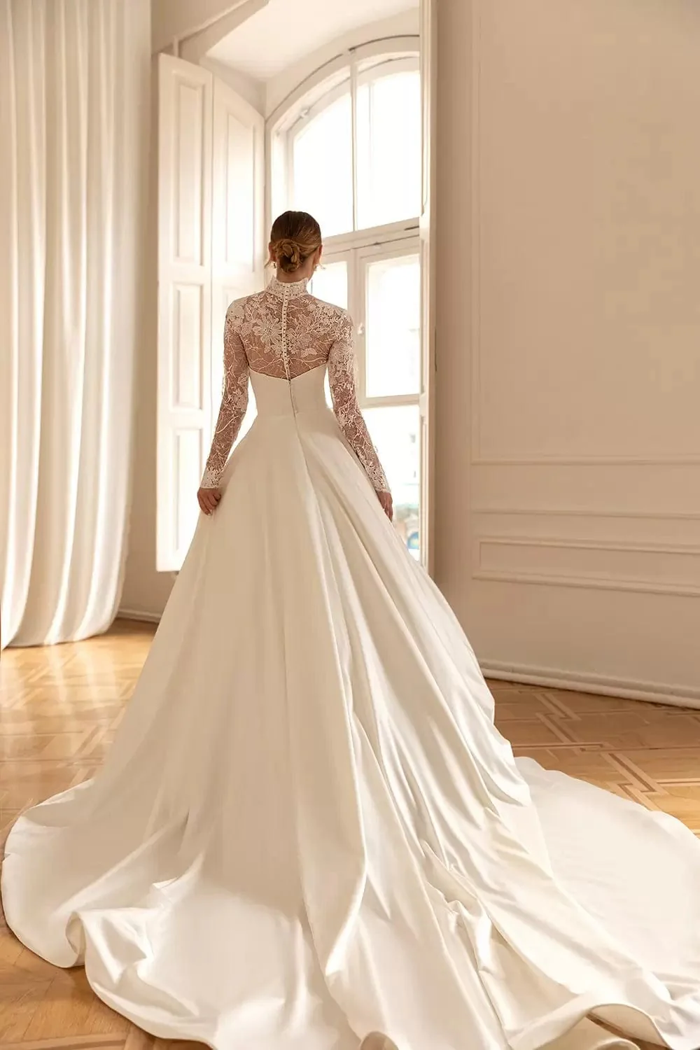 Eva Lendel Helly [Without Underlay] - Size 14 - Image 2