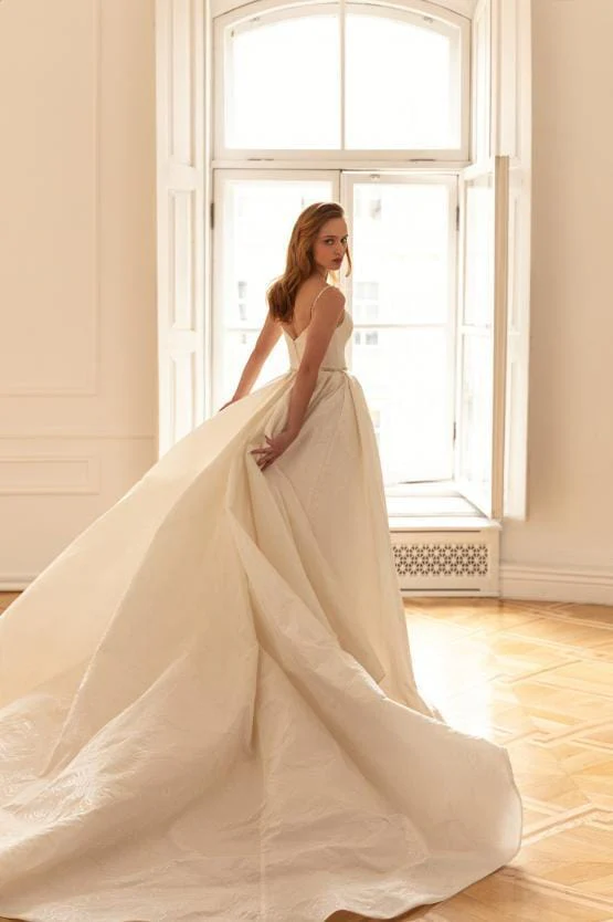 Eva Lendel Jennie - SIze 14 - Image 2
