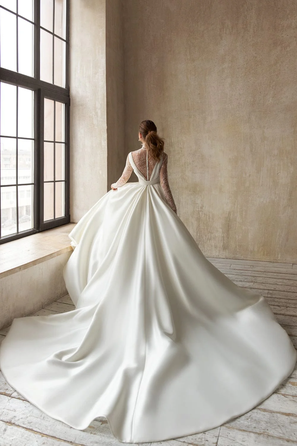 Eva Lendel Magdalena (Dress Only) - Size 12 - Image 2