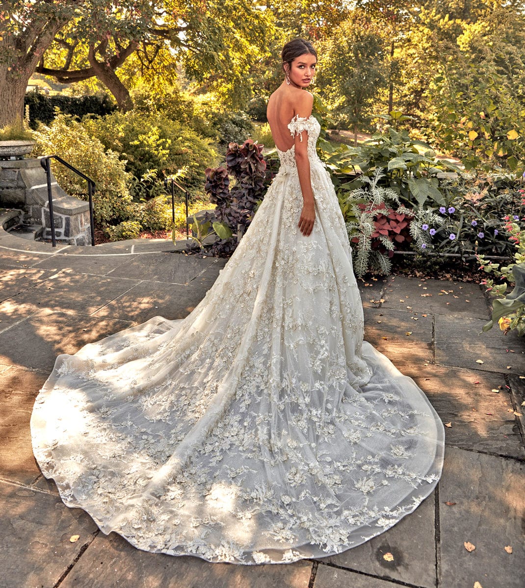Eve of Milady 367 - Size 14 - Image 2