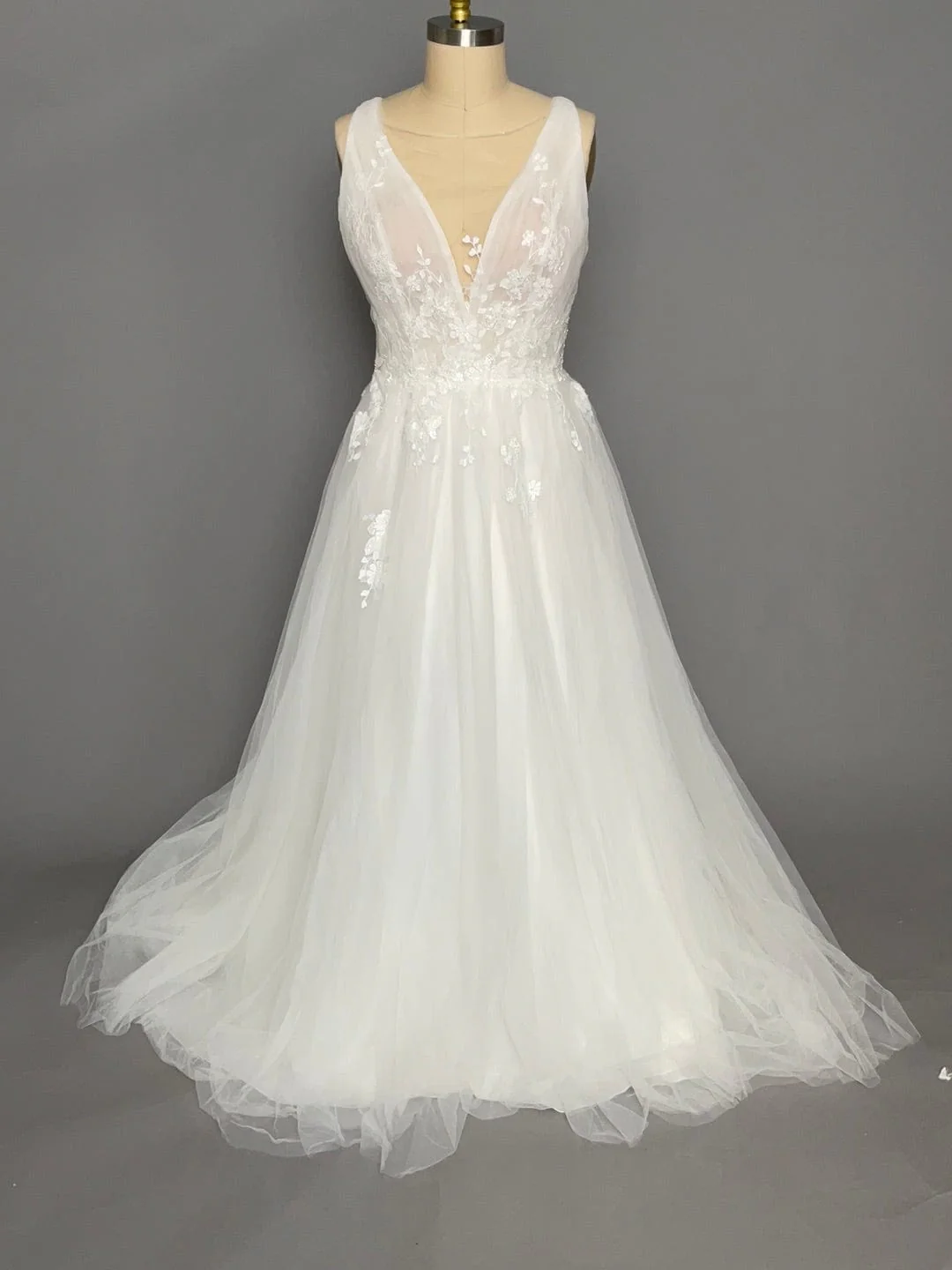 Evelyn Bridal Daisy - Size 6 - Image 3