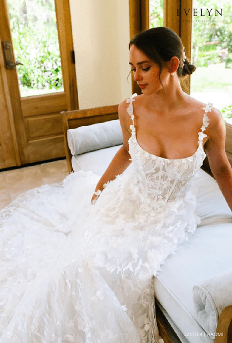 Evelyn Bridal Naomi - Size 14 - Image 4