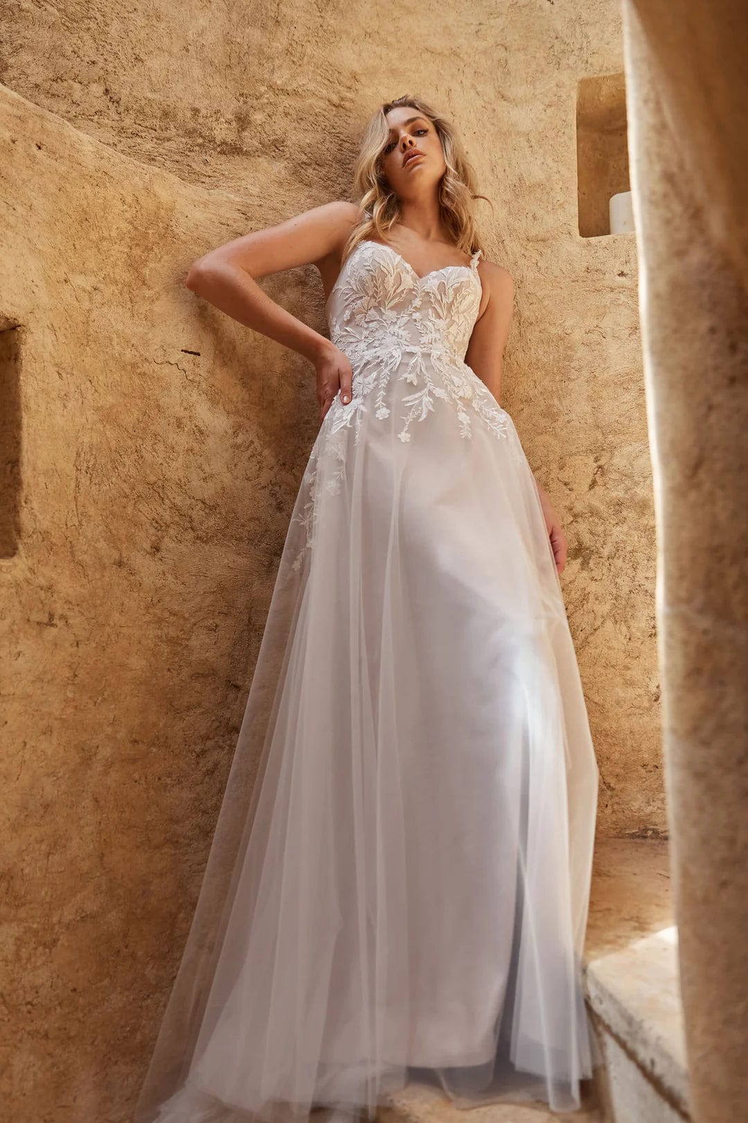 Evie Young Lane - Size 14 - Image 3