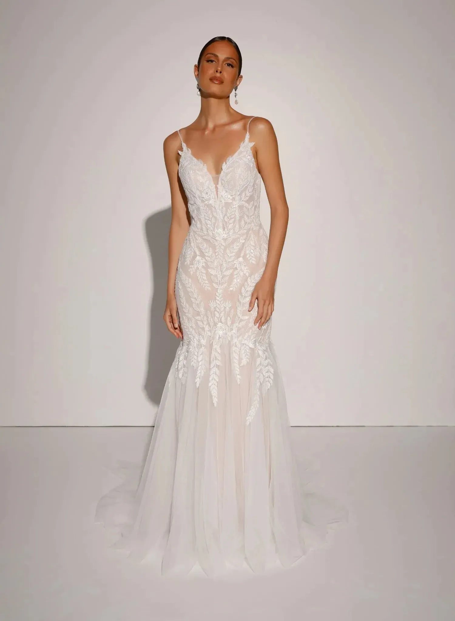 Evie Young Linley - Size 18