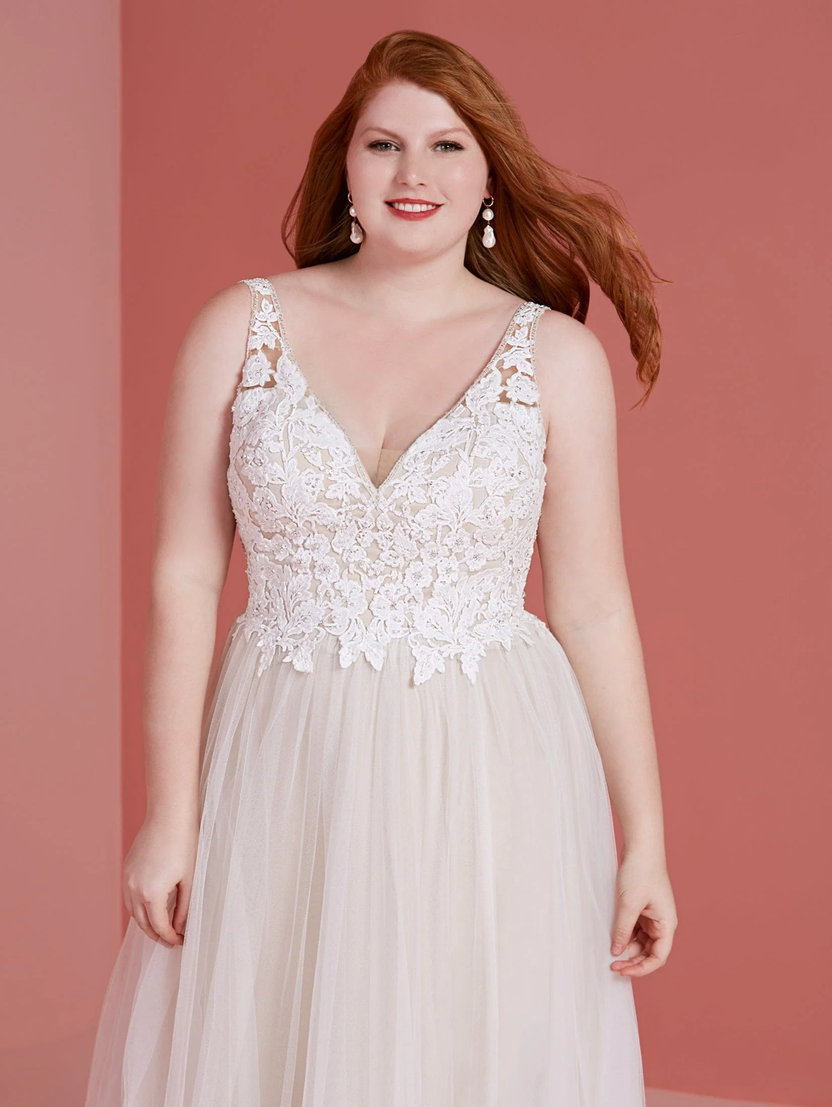 House of Wu 29362 - Size 20W - Image 3