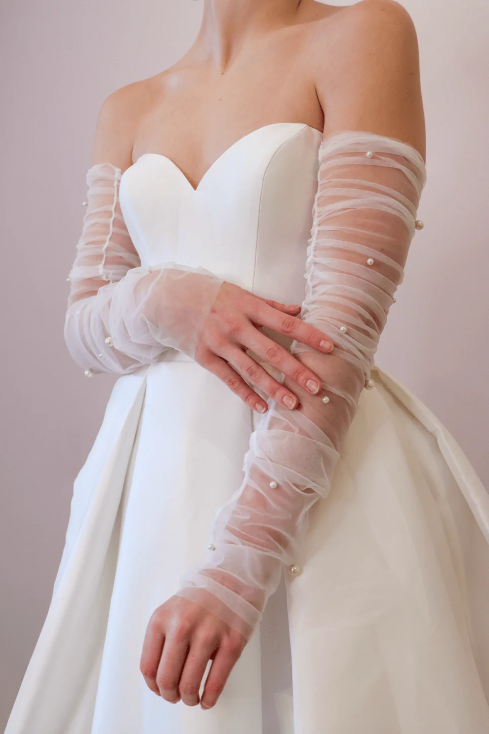 James Gloves - Image 2