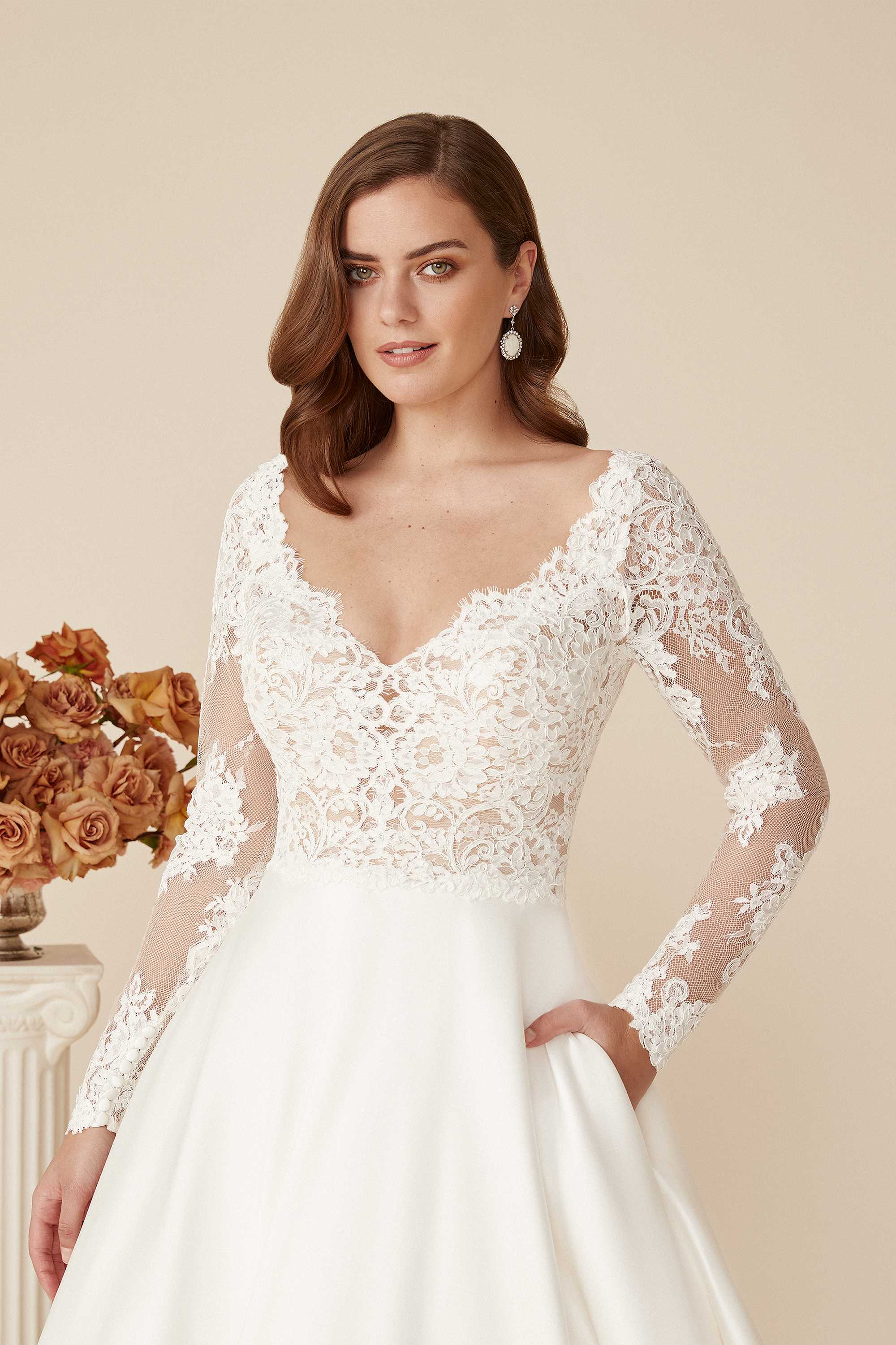 Justin Alexander 88249 - Size 12 - Image 3