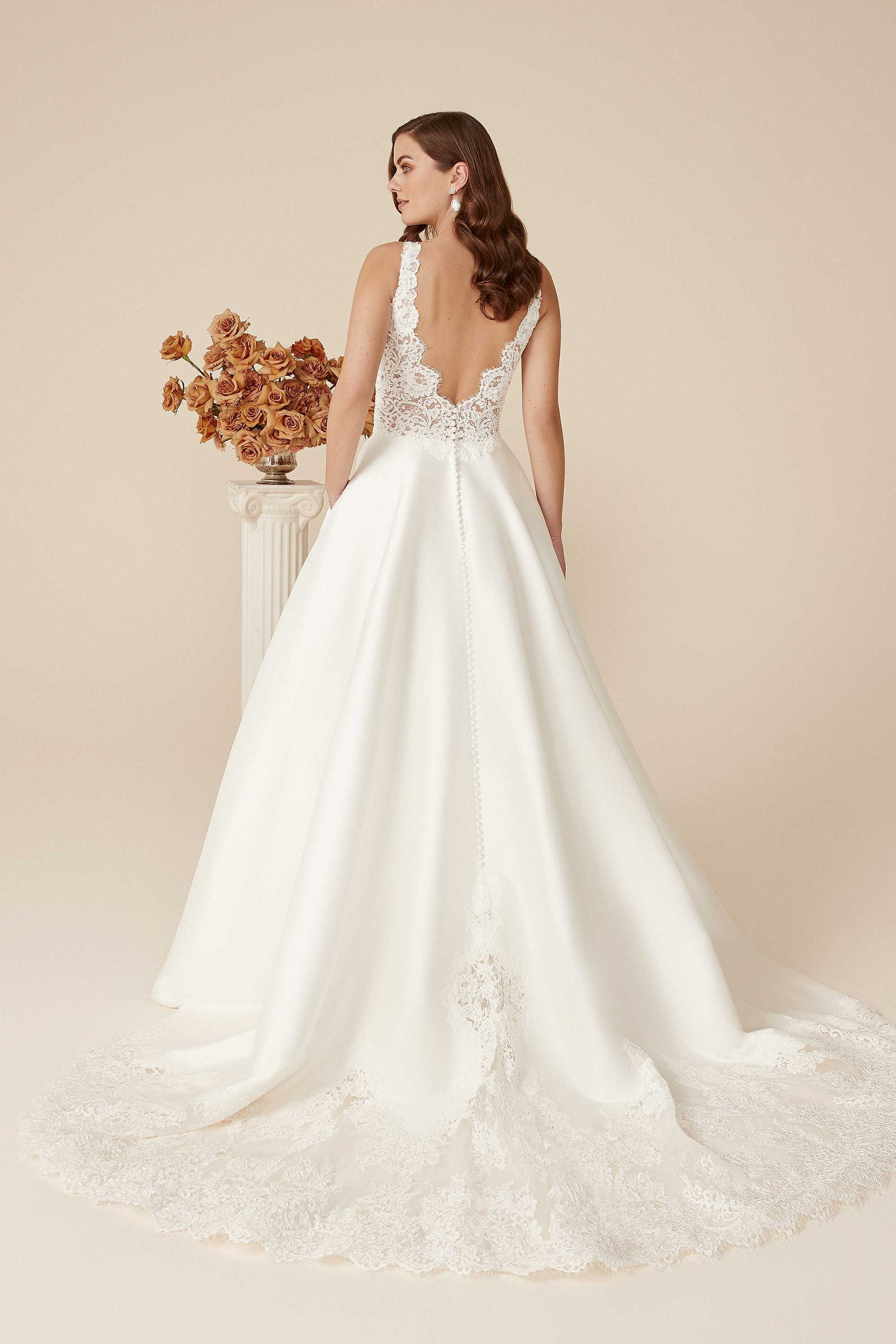 Justin Alexander 88249 - Size 12 - Image 5