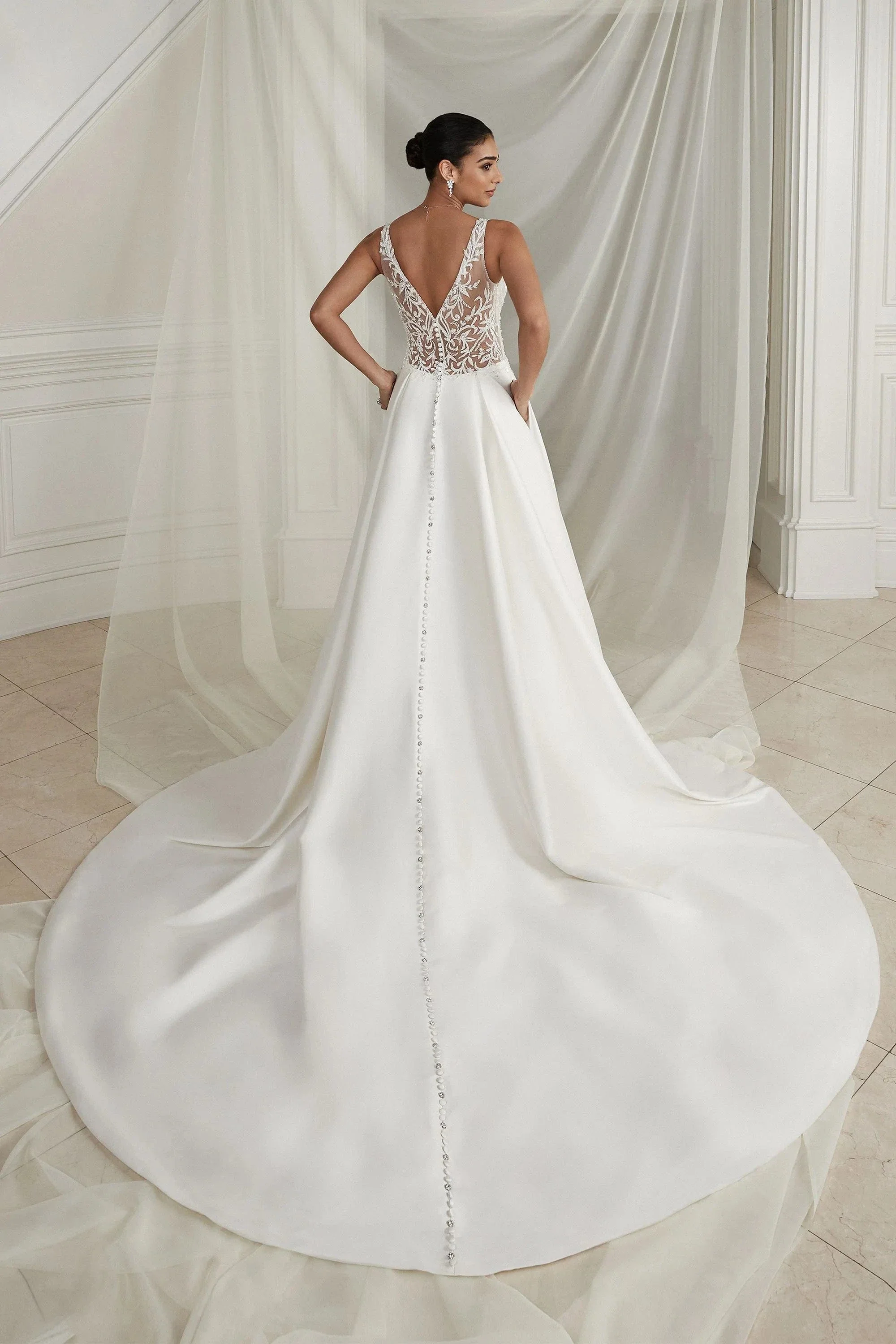 Justin Alexander 88281 - Size 16 - Image 2