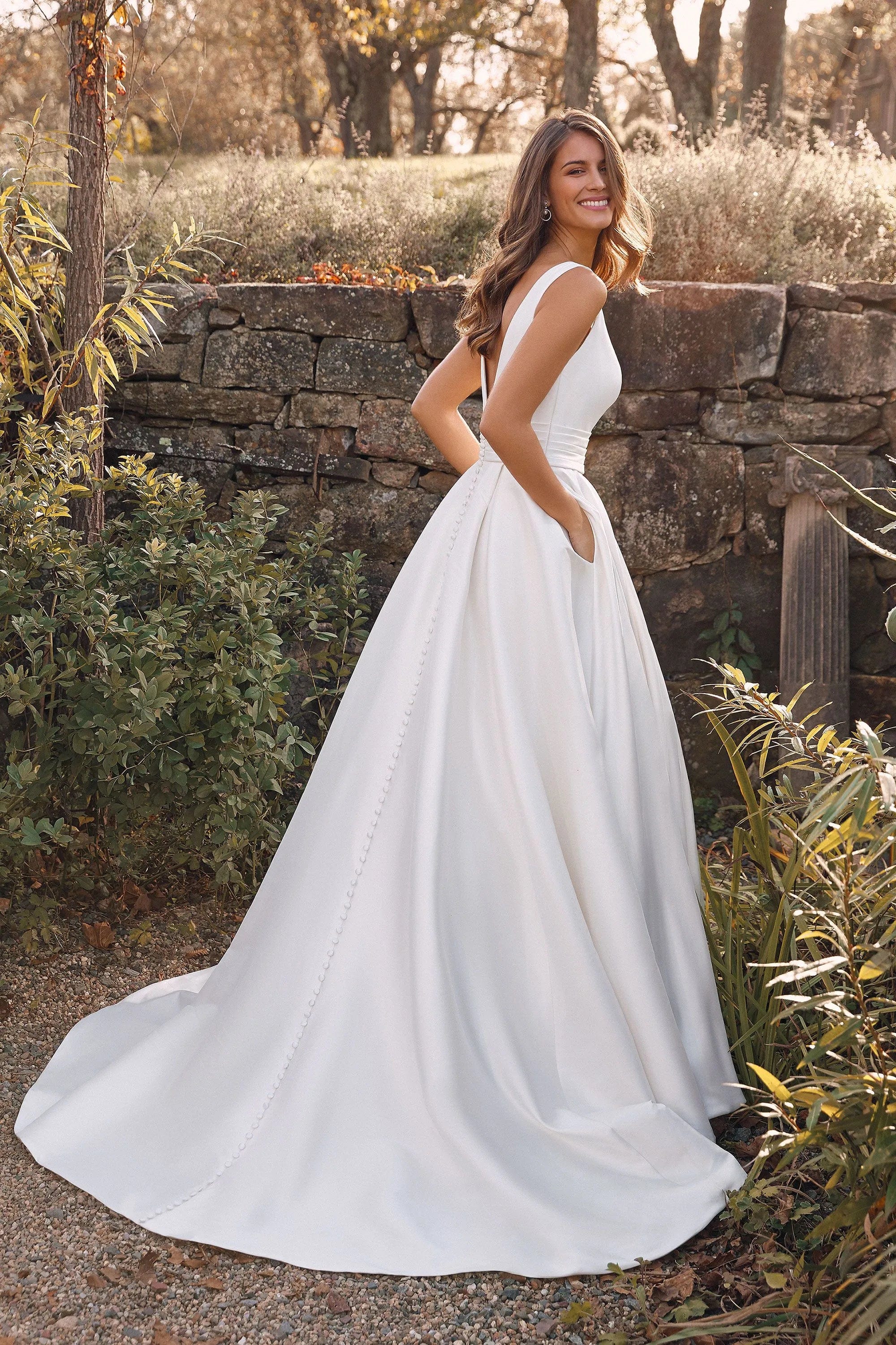 Justin Alexander Alina - Size 8 - Image 2