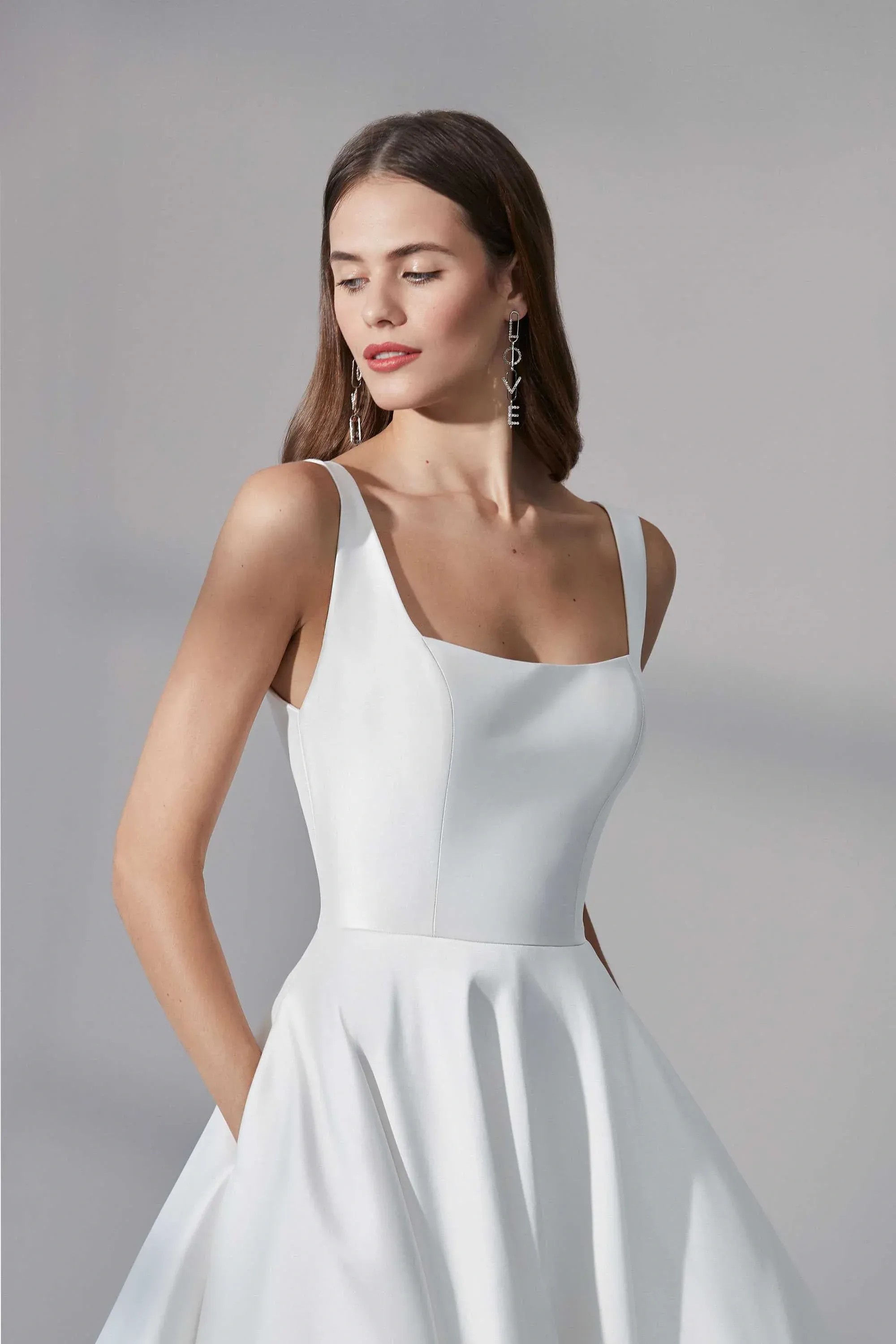 Signature by Justin Alexander 99179 - Size 12 - Image 3