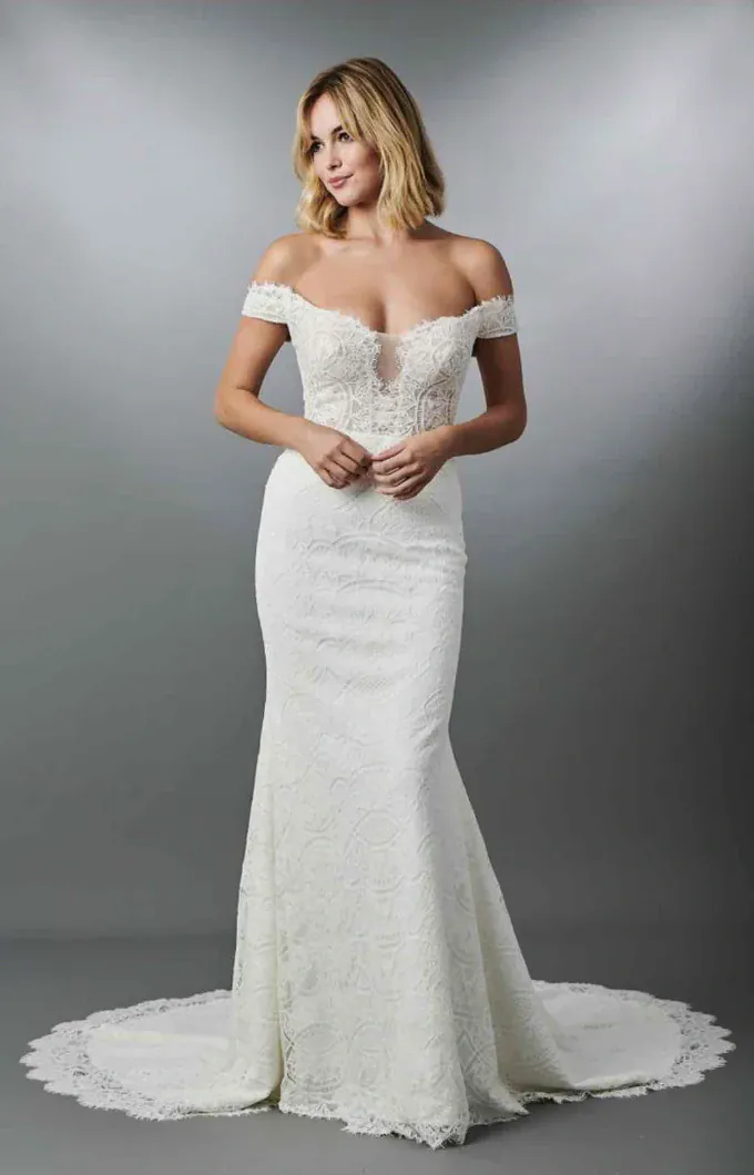 Kelly Faetanini Alda - Size 10