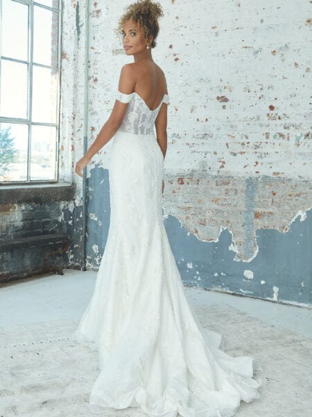 Kelly Faetanini Camelia - Size 8 - Image 3