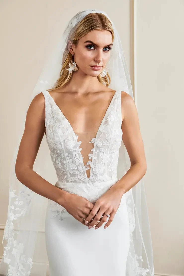 Kelly Faetanini Kennedy - Size 8 - Image 3
