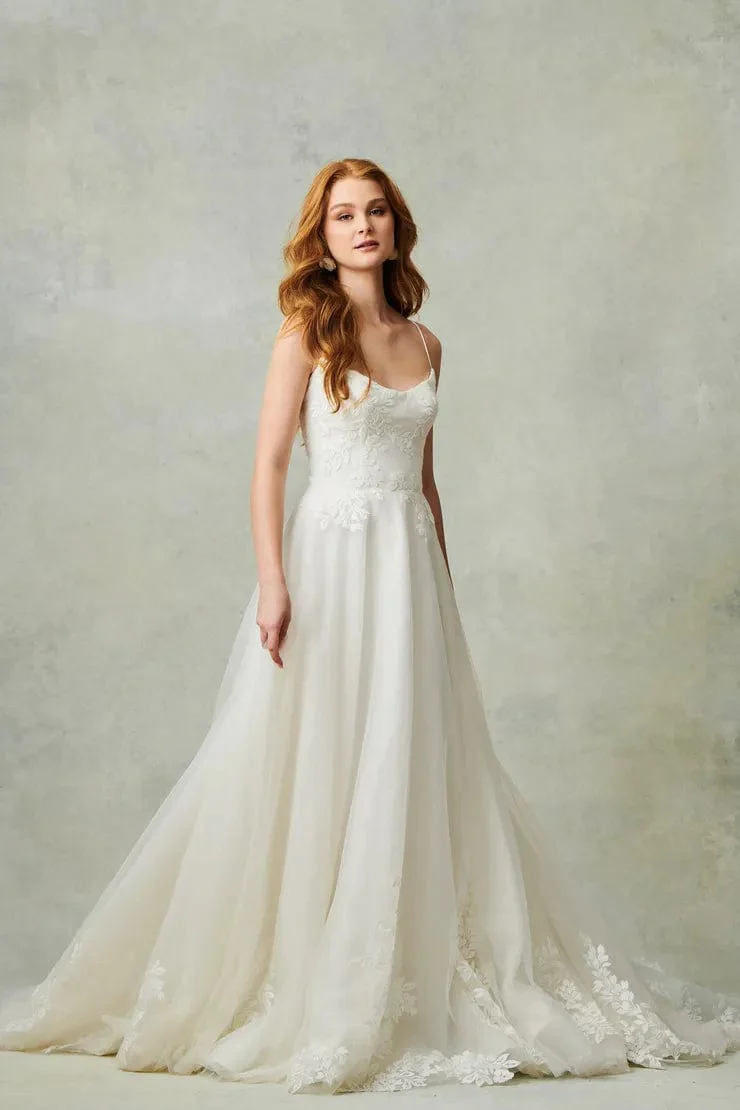 Kelly Faetanini Rue - Size 12