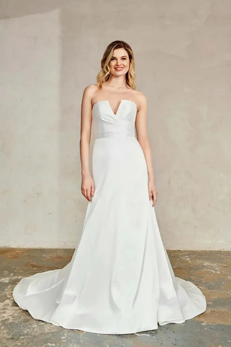 Kelly Faetanini Sadie + Bow - Size 8