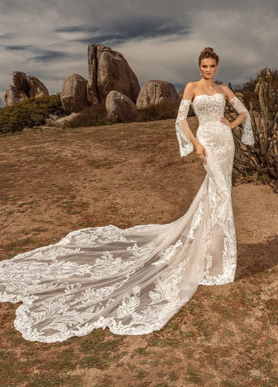 Kitty Chen Alameda - Size 14
