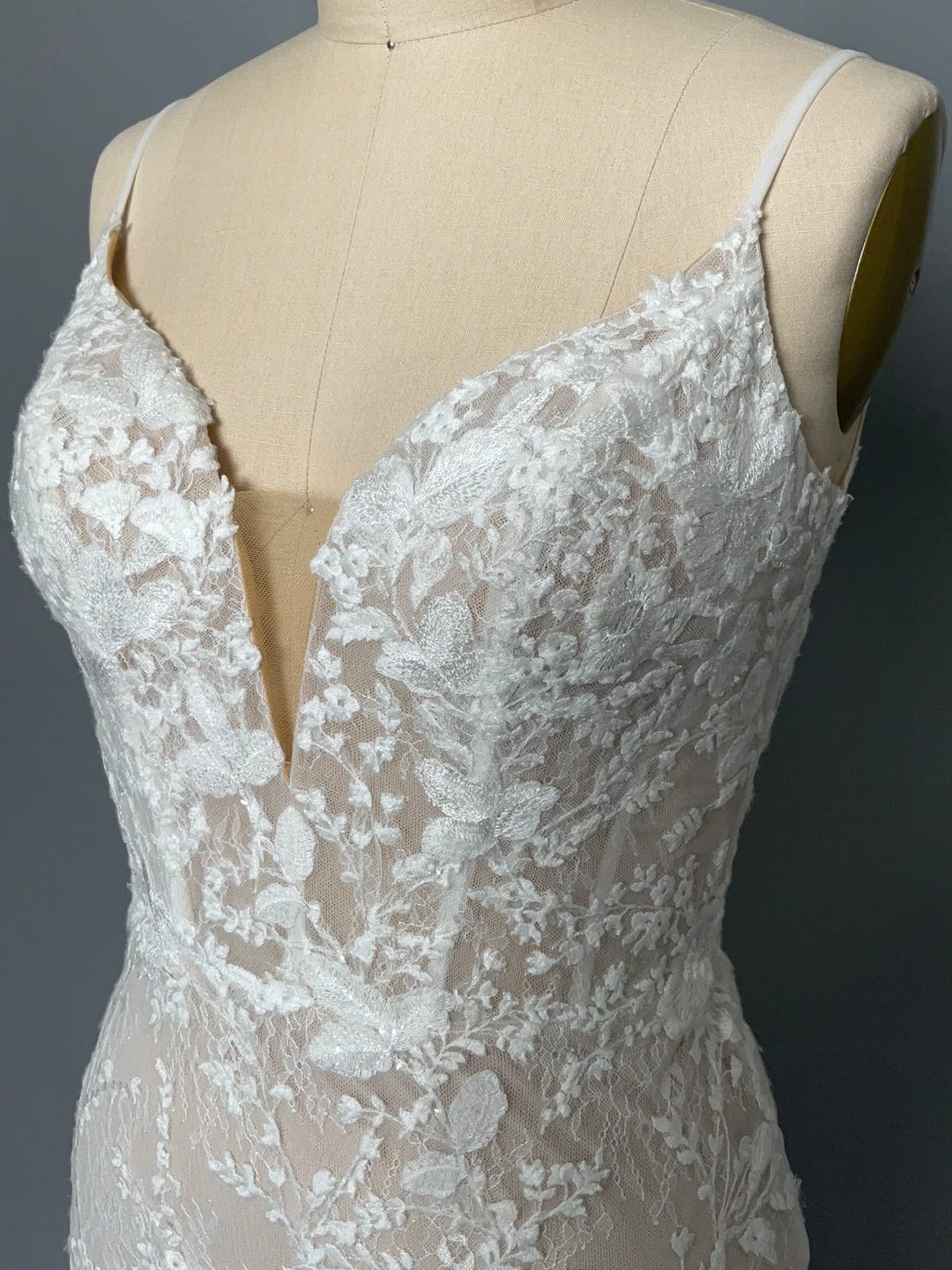 L’amour by Calla Blanche Analisa - Size 12 - Image 6