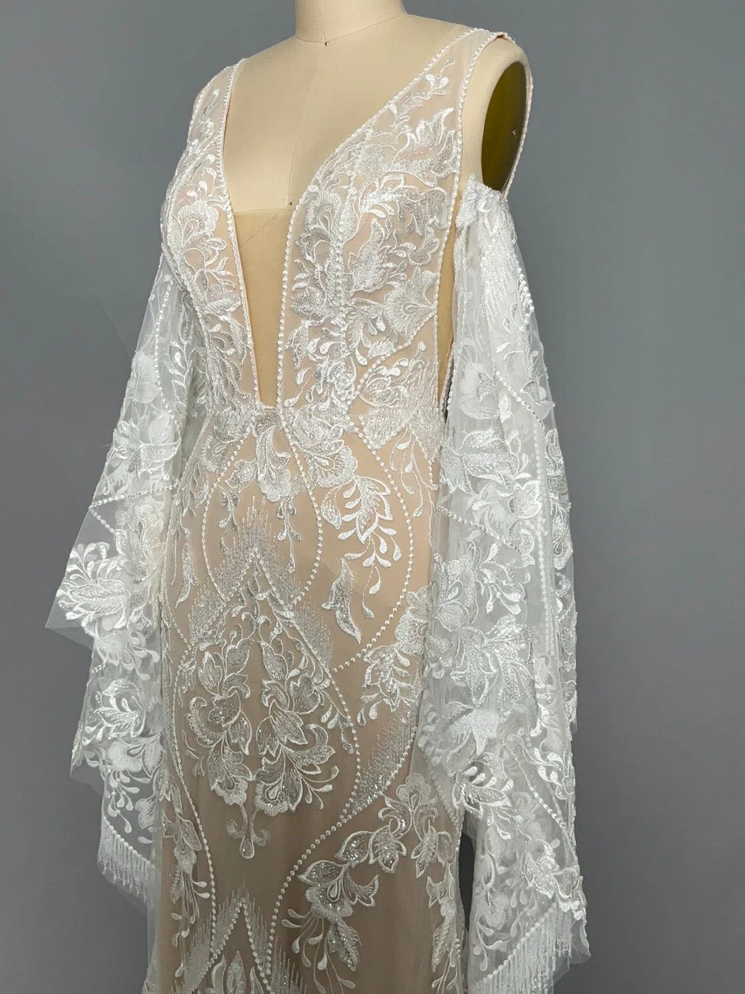 La Perle Fallon - Size 6 - Image 8
