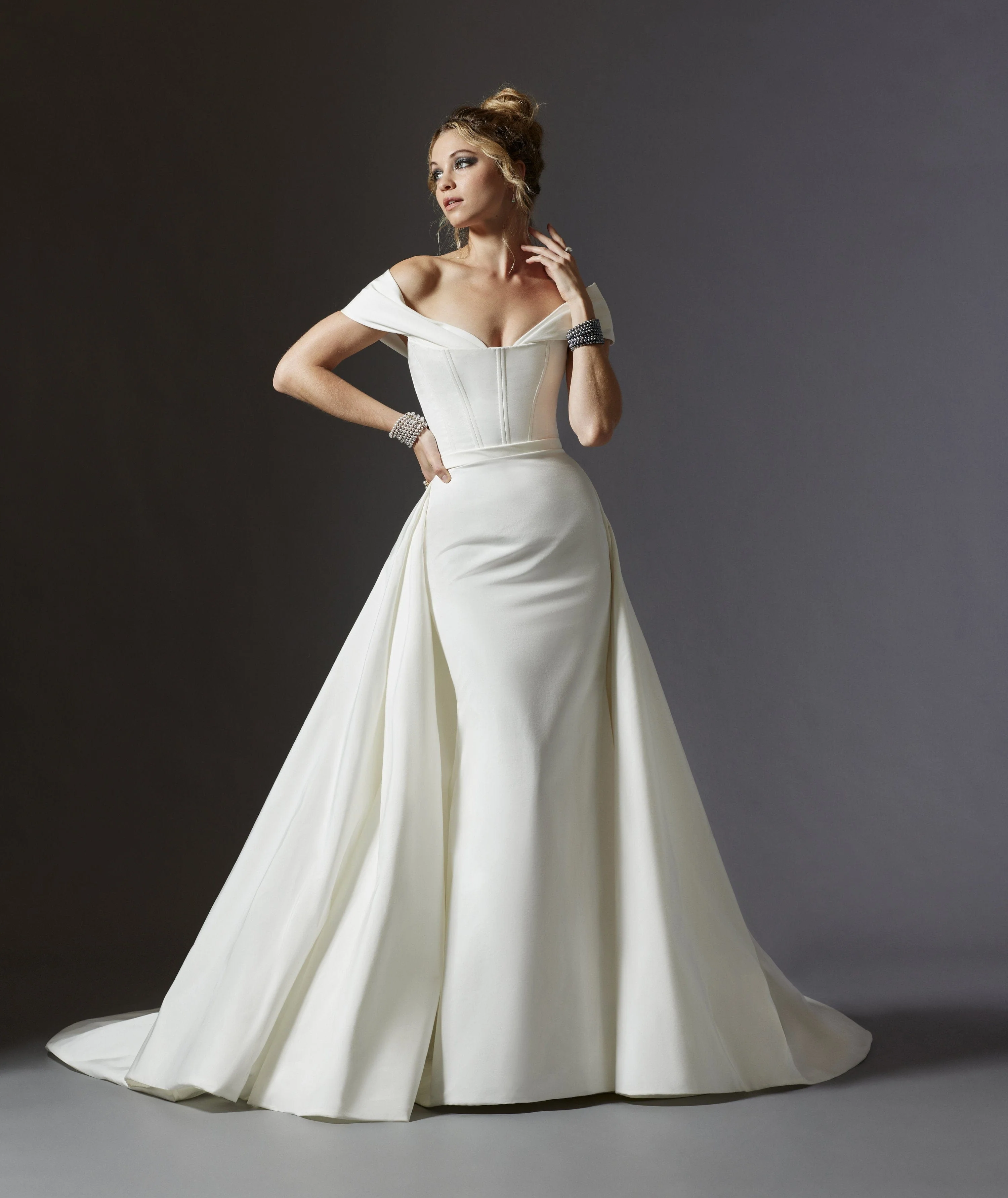 Lazaro 32251 Petra - Size 14
