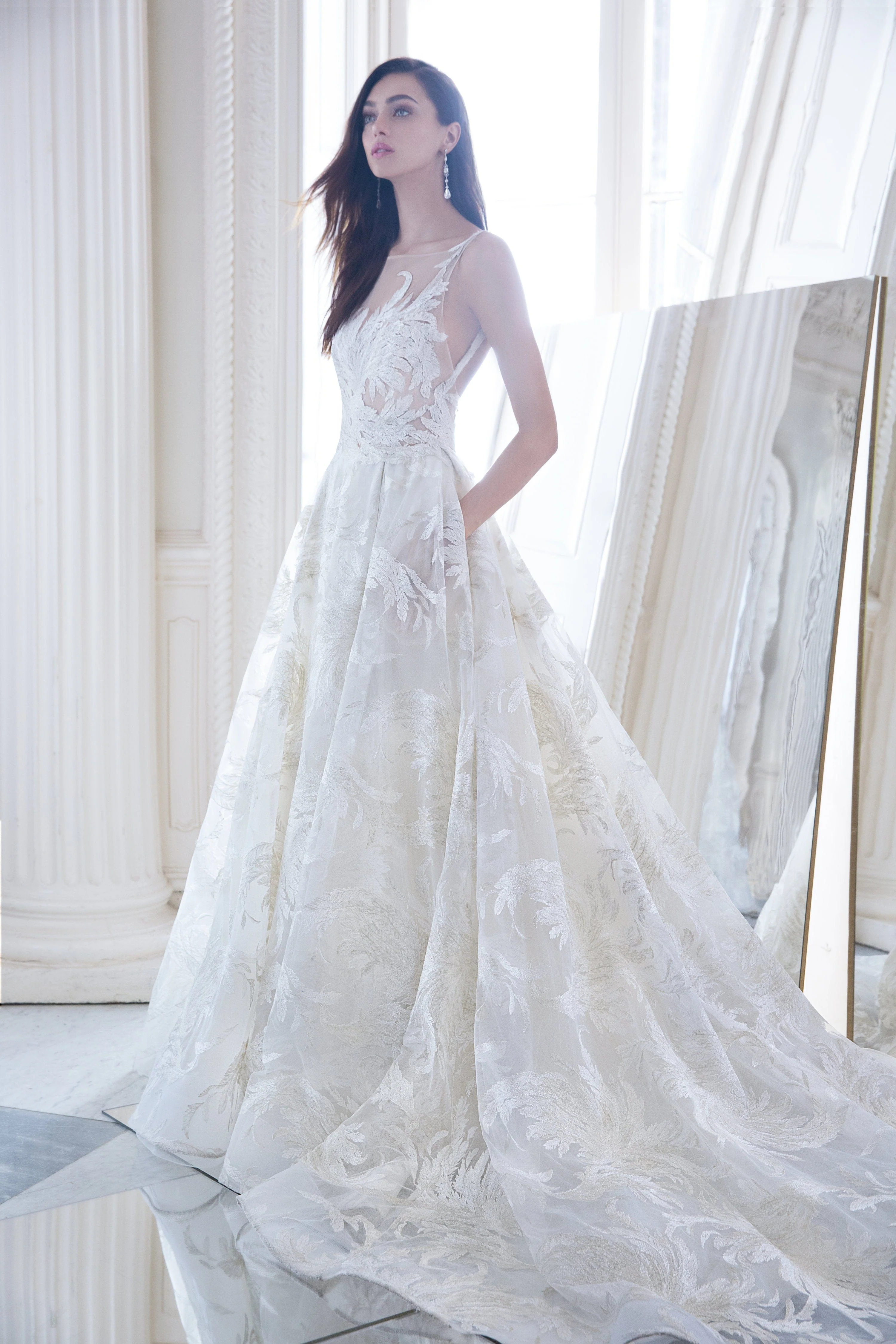 Lazaro 3817 - Size 10 - Image 4