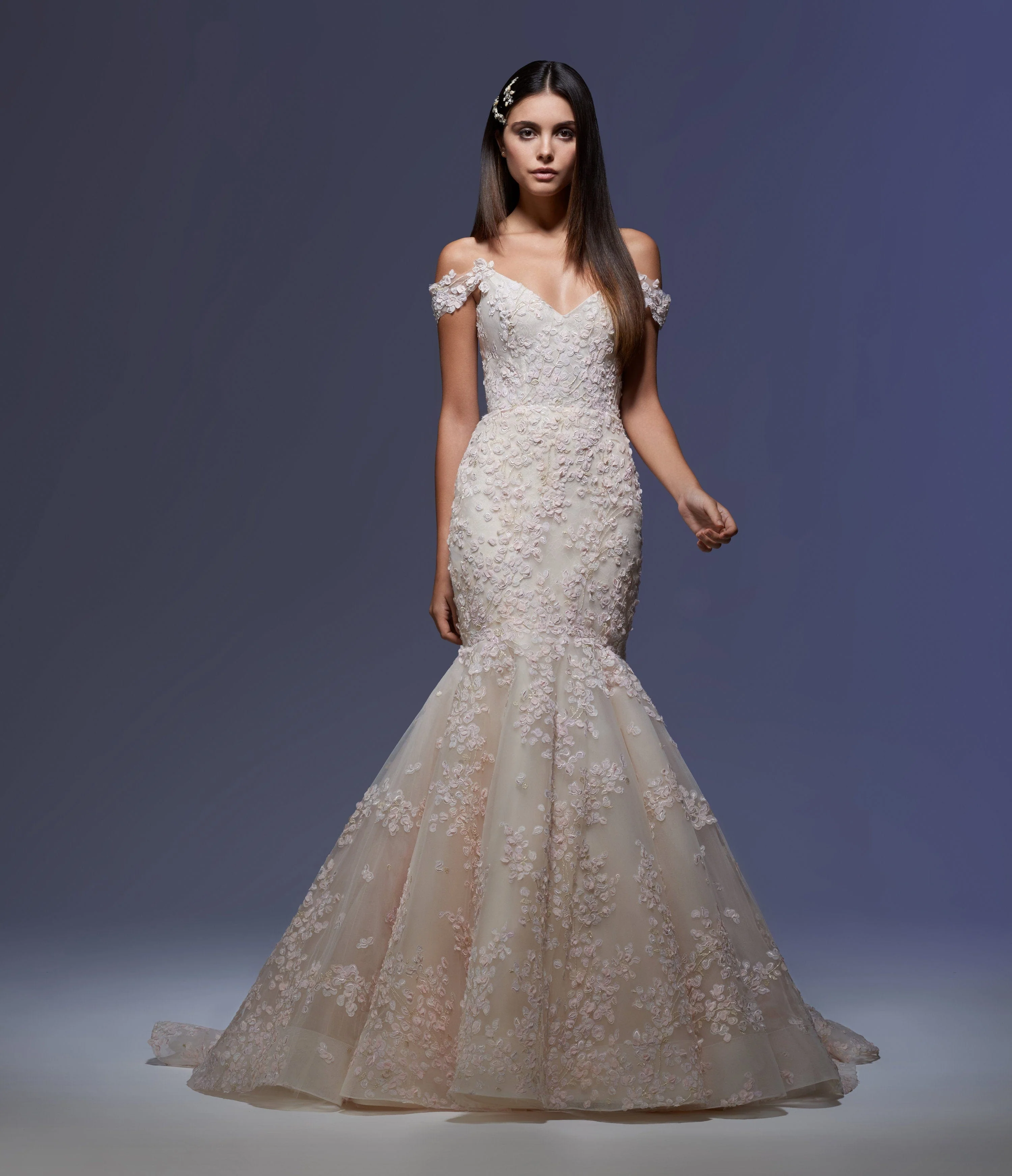 Lazaro Ines - Size 12