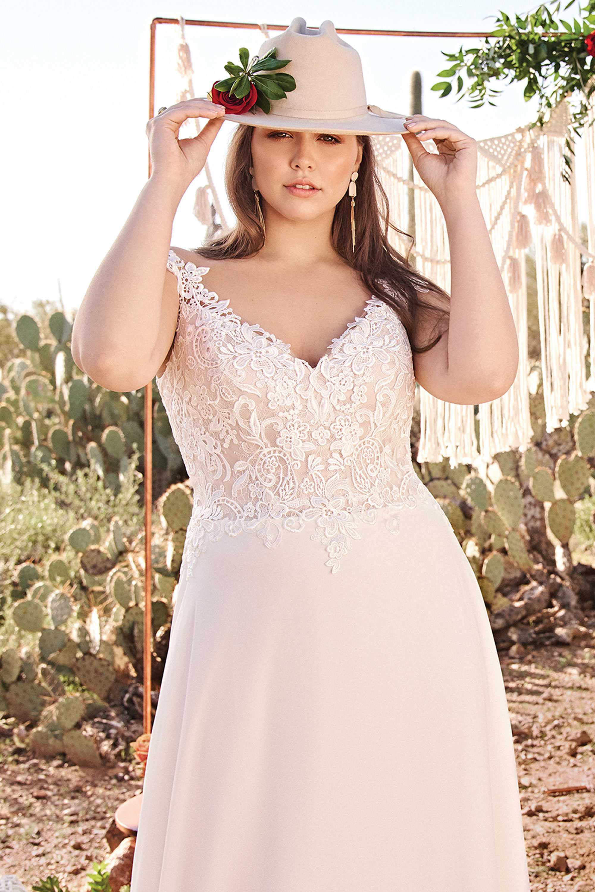 Lillian West 66097 - Size 22 - Image 3