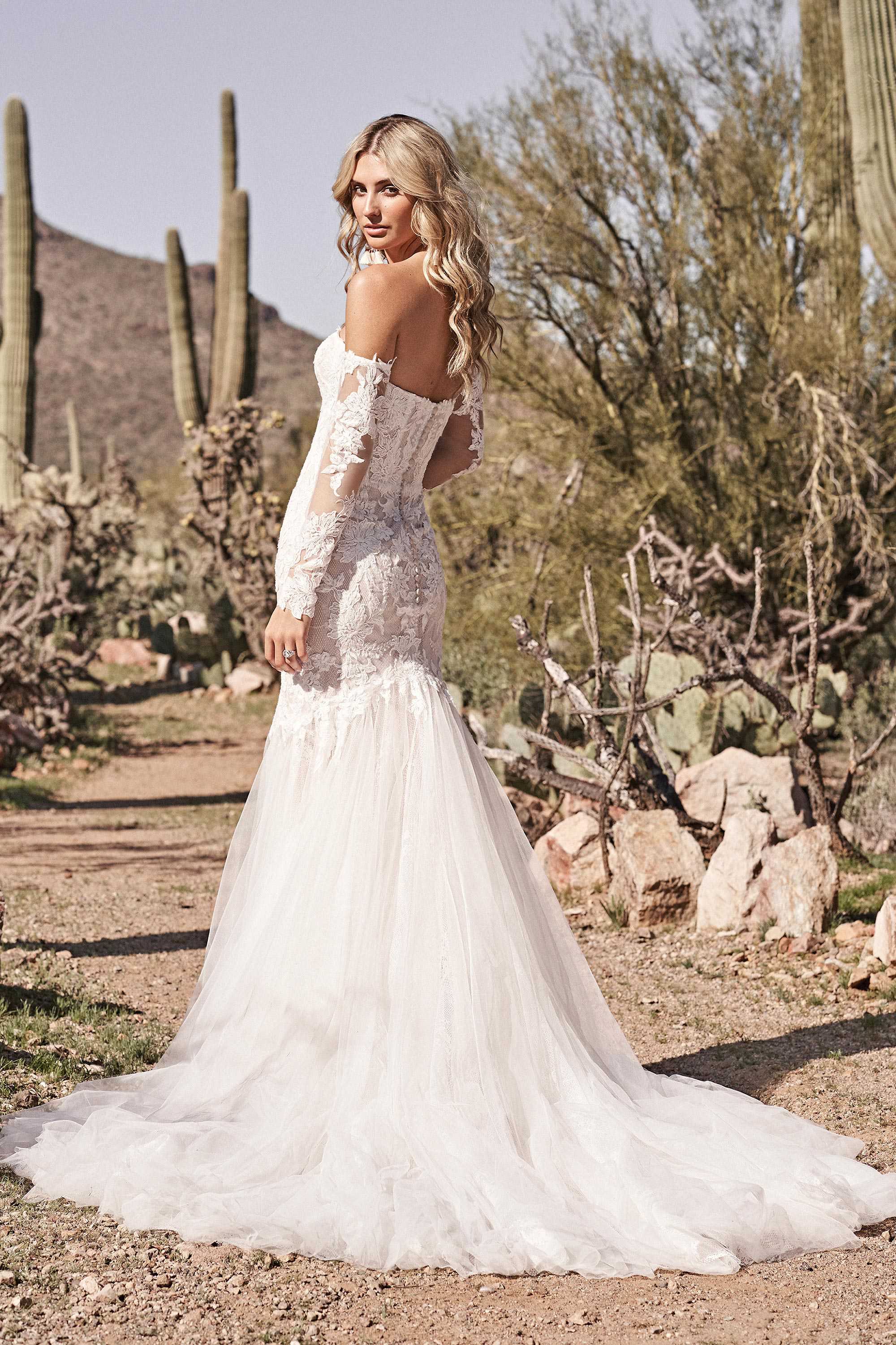 Lillian West 66164 - Size 24 - Image 2