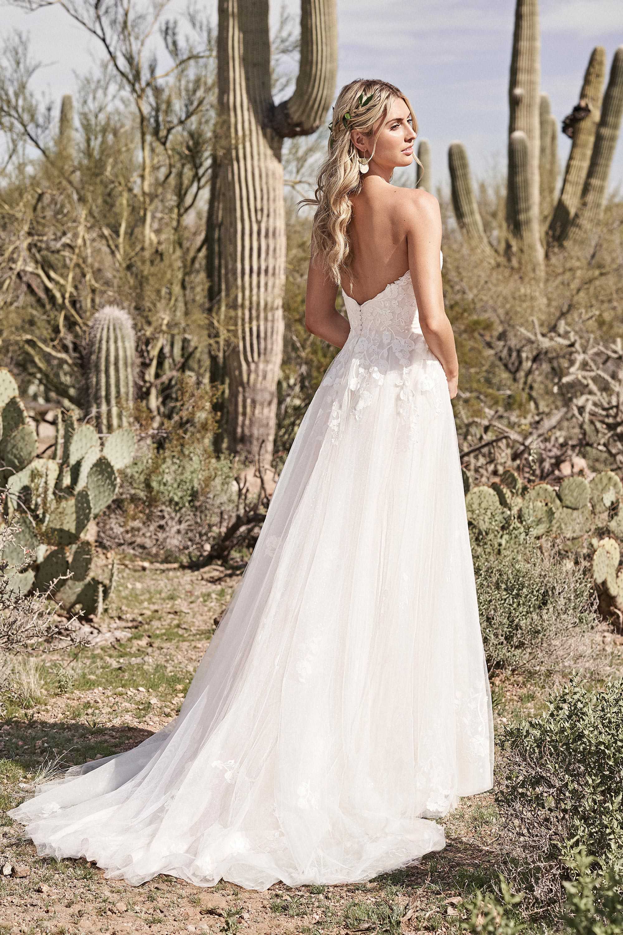 Lillian West 66175 - Size 12 - Image 2