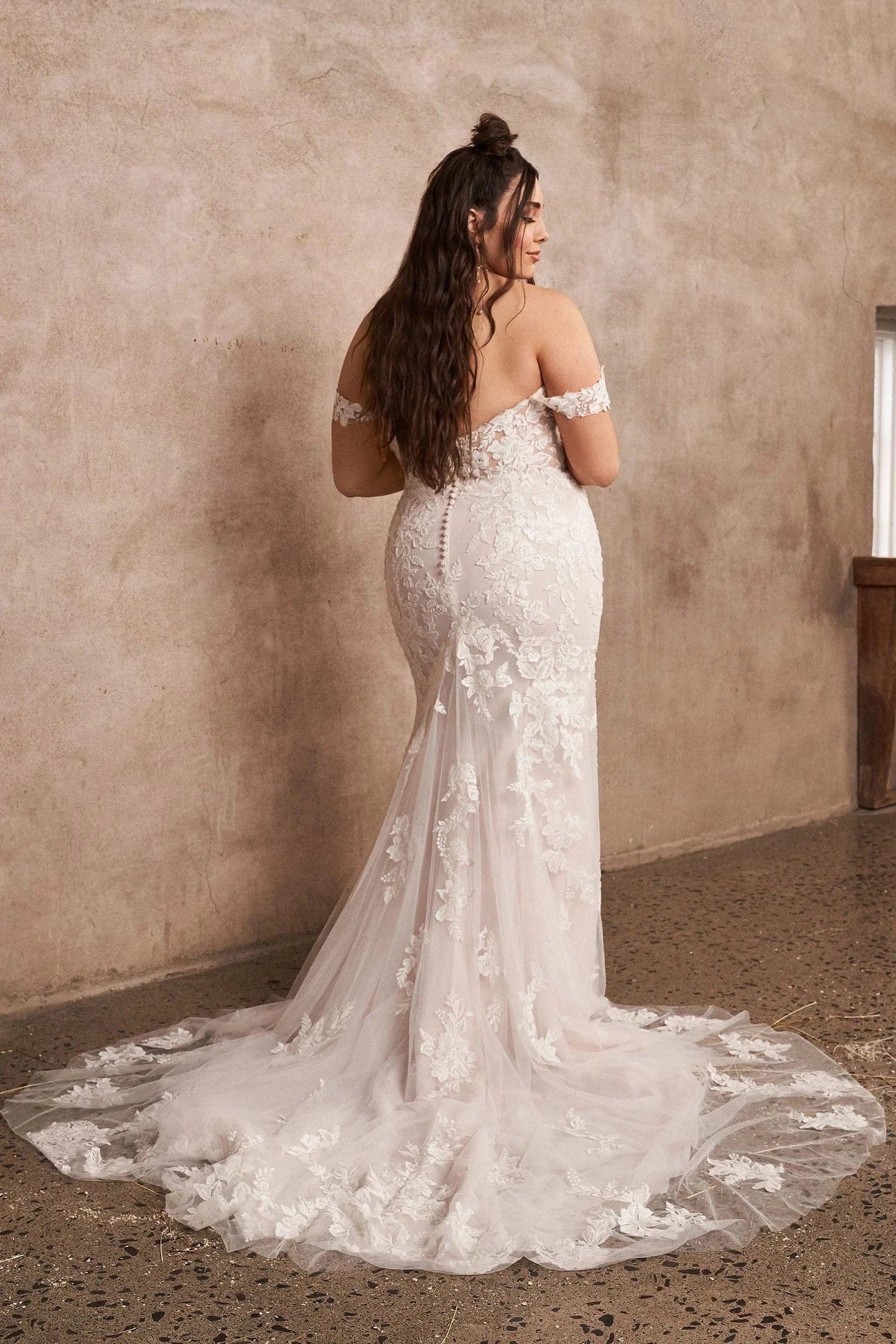 Lillian West 66193PS - Size 24 - Image 2
