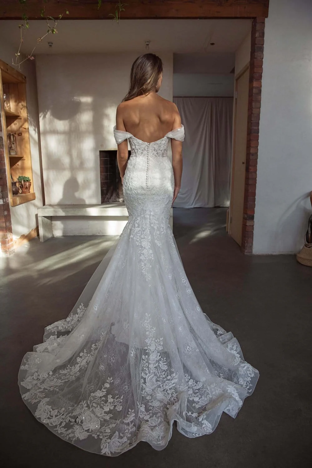 Louvienne Valentina - Size 14 - Image 2