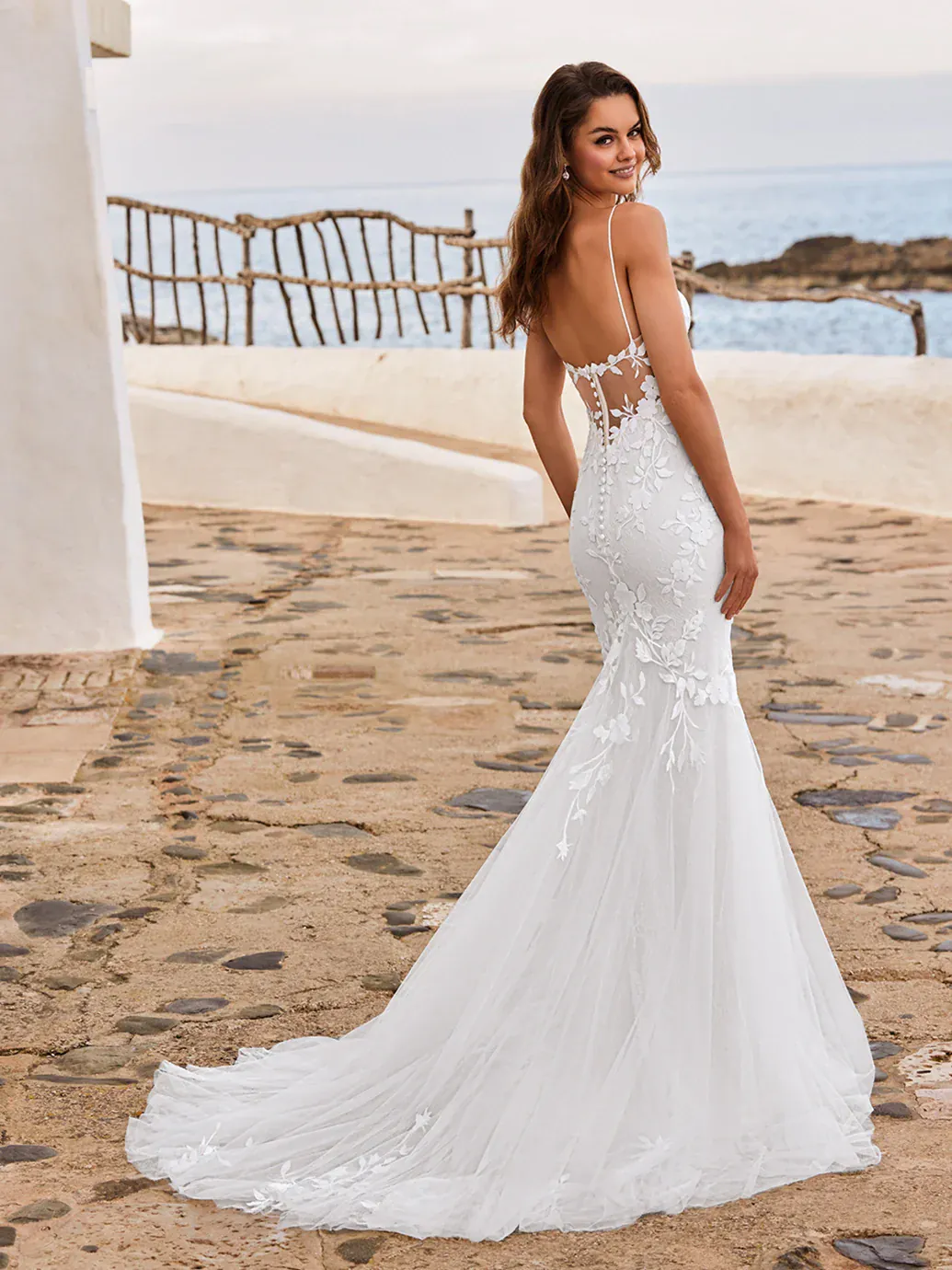 Love by Enzoani Dion - Size 16 - Image 2