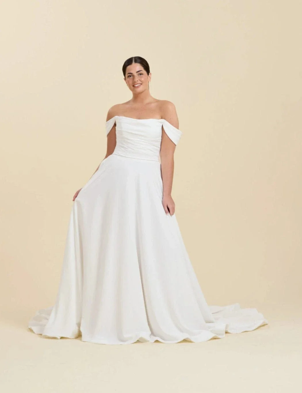 Luxe Privée Elizabeth [With Pockets]
