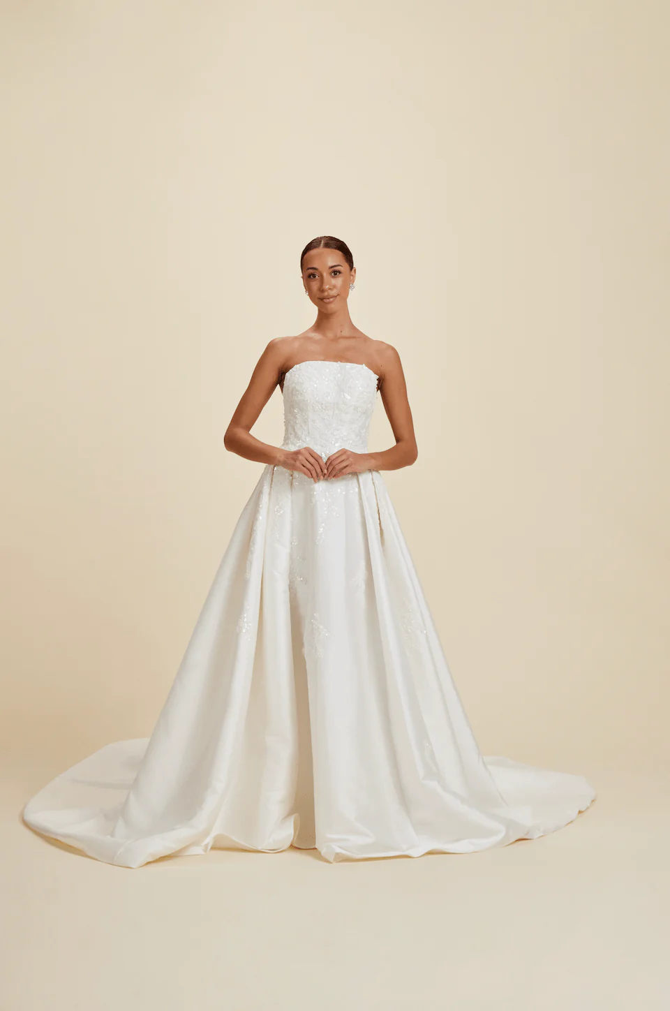 Luxe Privée June - Image 3