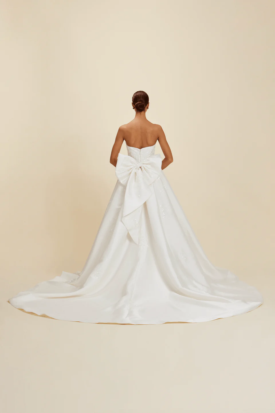 Luxe Privée June - Image 5
