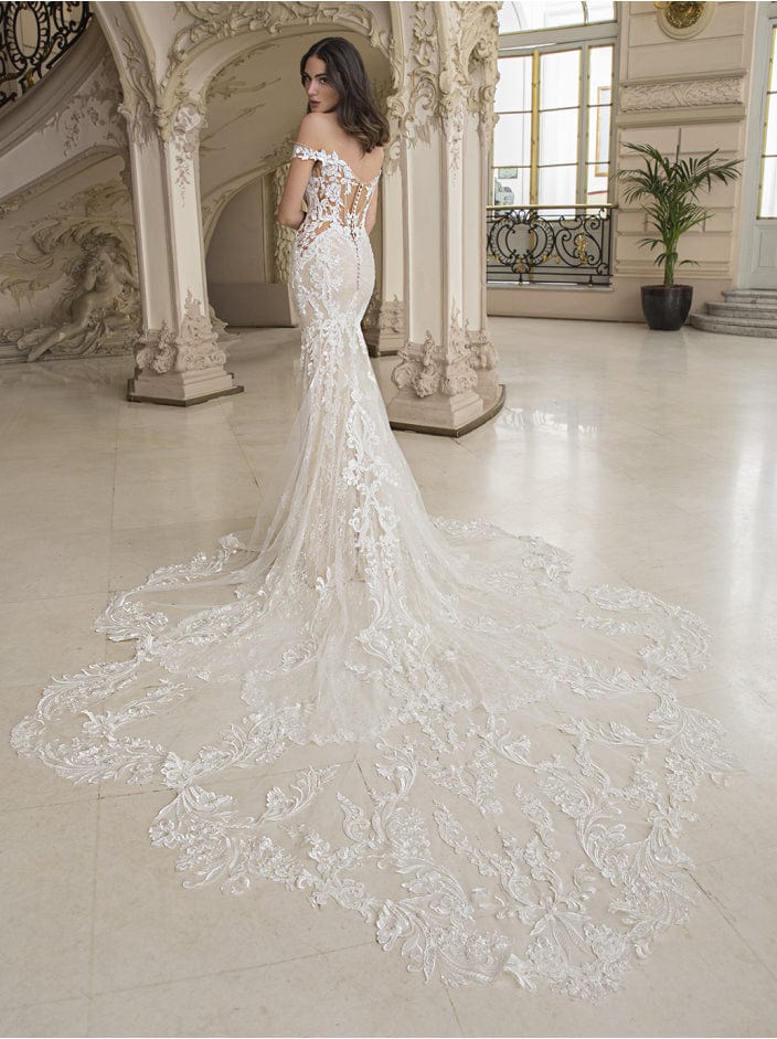 Élysée by Enzoani Lakme - Size 14 - Image 2