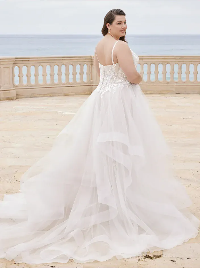 Élysée by Enzoani Schuyler - Size 24 - Image 2