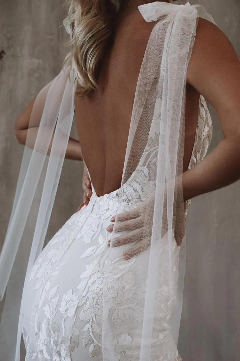 Made With Love Elsie [Fitted] - Size 14 - Image 3