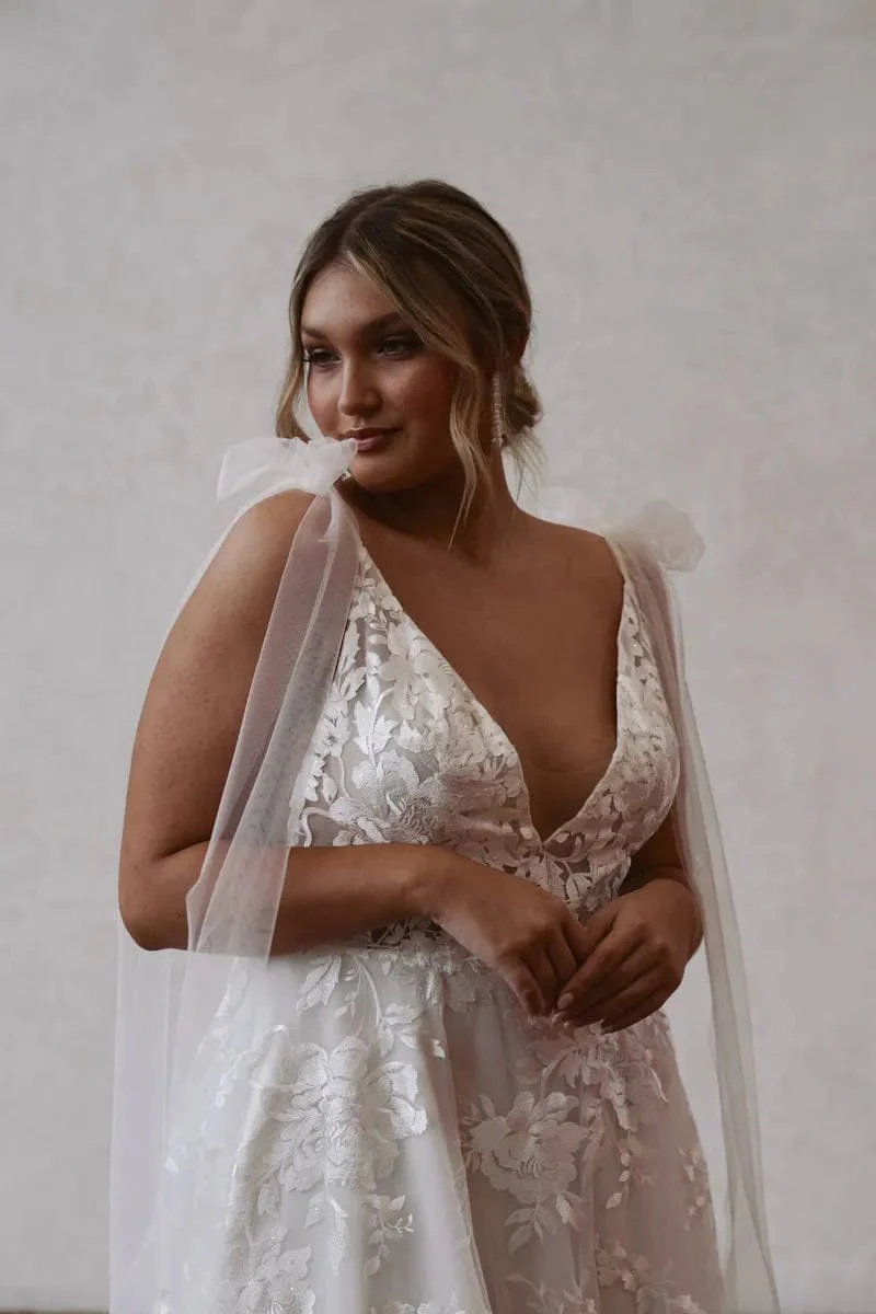 Made With Love Elsie [Flowy] - Size 14 - Image 2