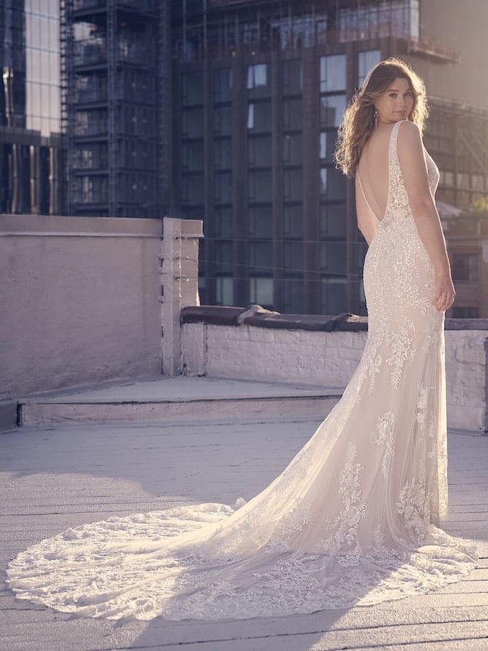 Maggie Sottero Estella - Size 12 - Image 2