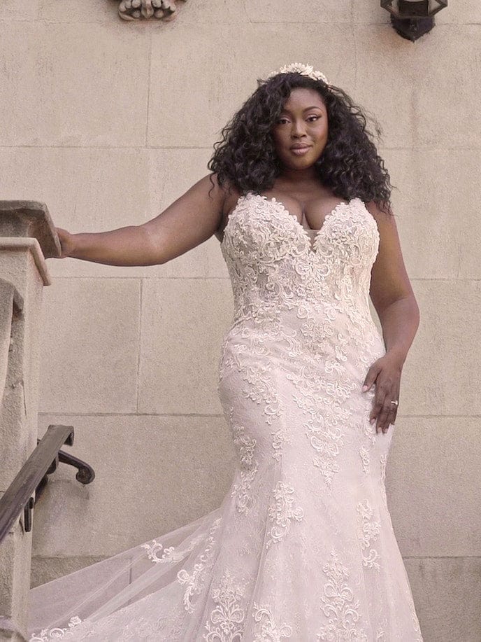 Maggie Sottero Farrah - Size 28 - Image 4