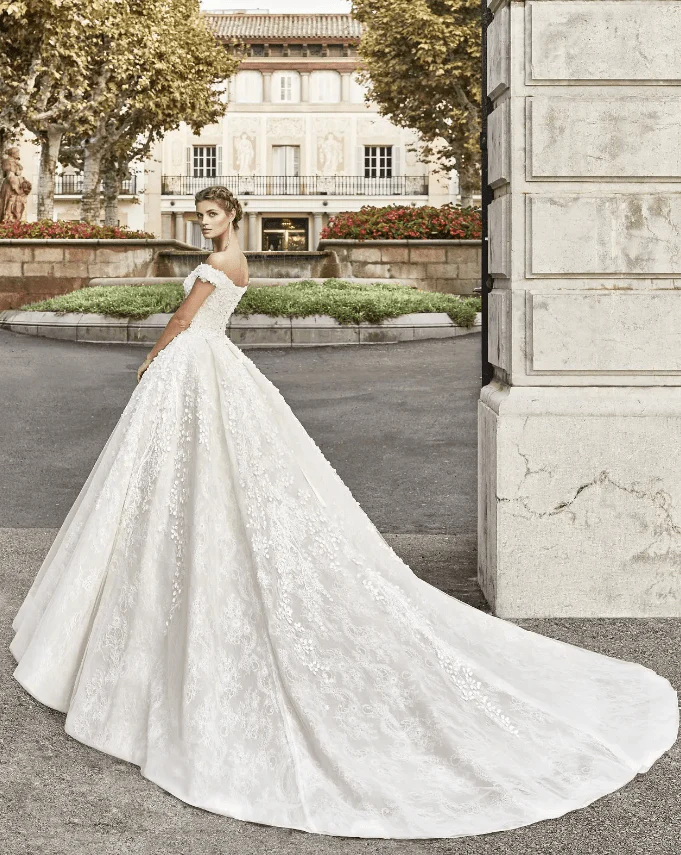 Martha Blanc Biarritz - Size 14 - Image 2