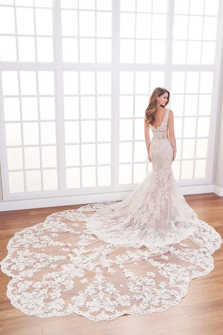 Martin Thornburg MTL12255 + Cape/Overskirt - Size 14 - Image 3
