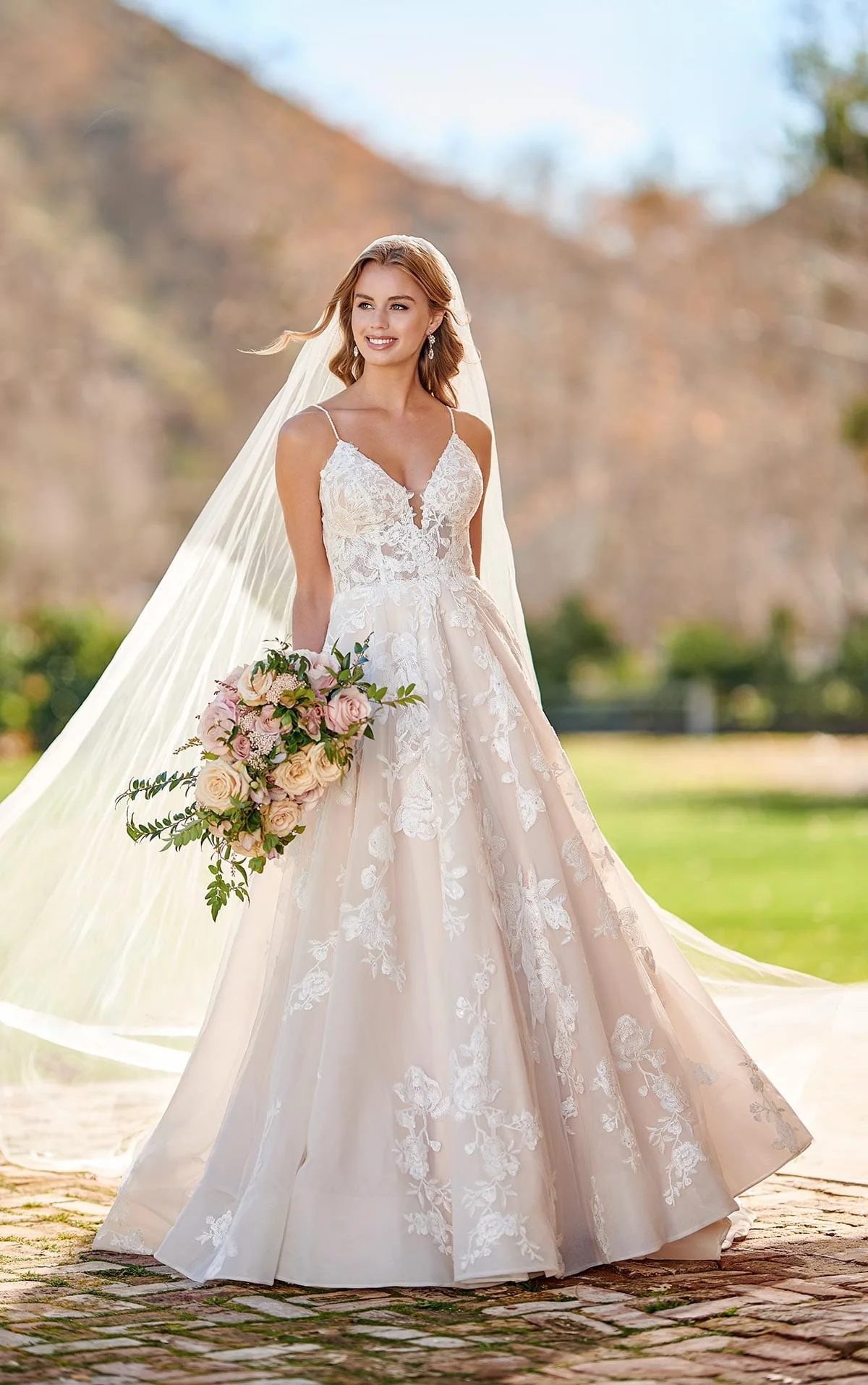 Martina Liana 1110 - Size 12