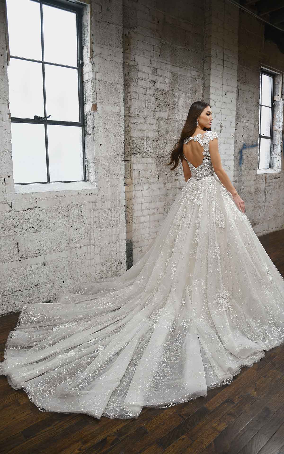 Martina Liana 1371 - Size 16 - Image 2
