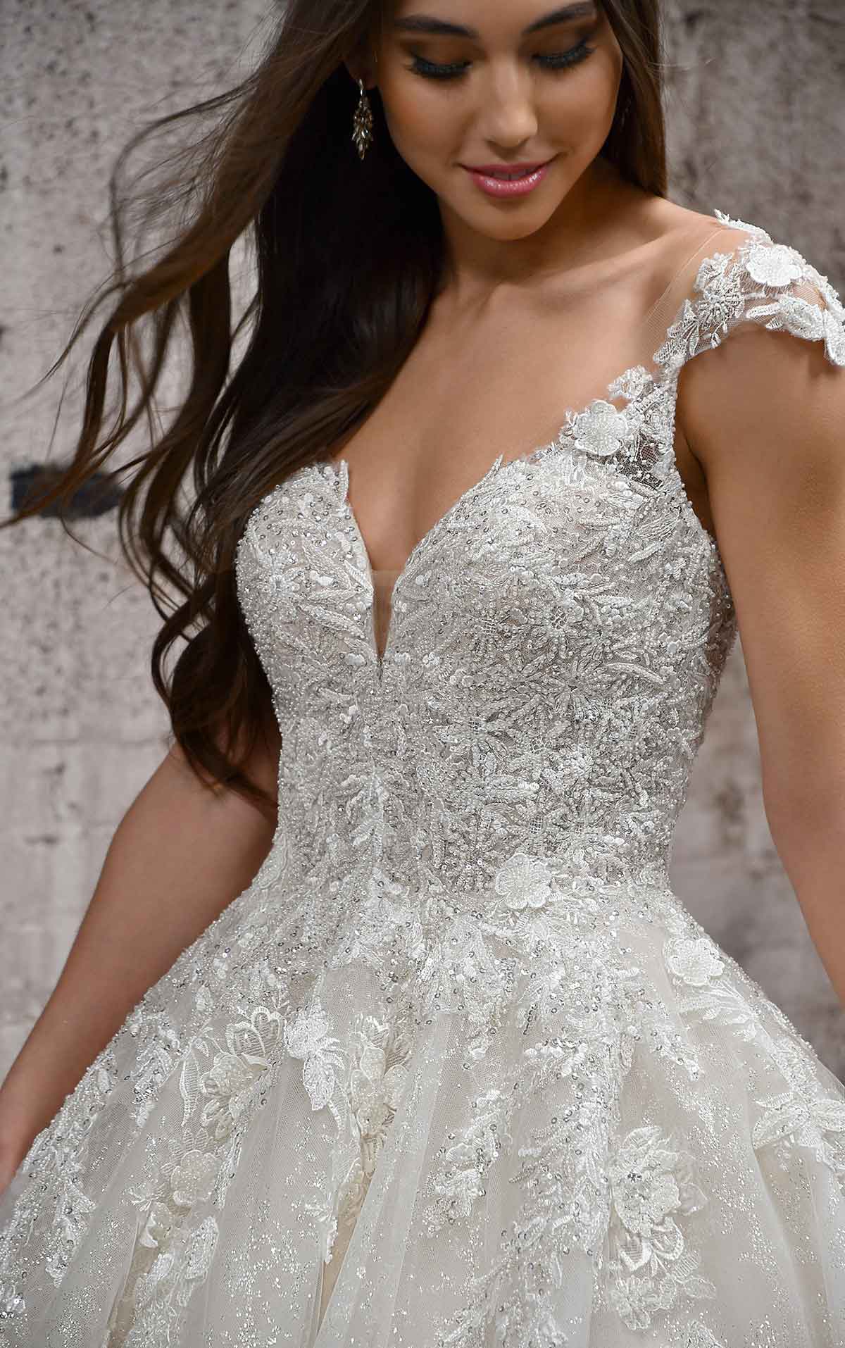 Martina Liana 1371 - Size 16 - Image 3